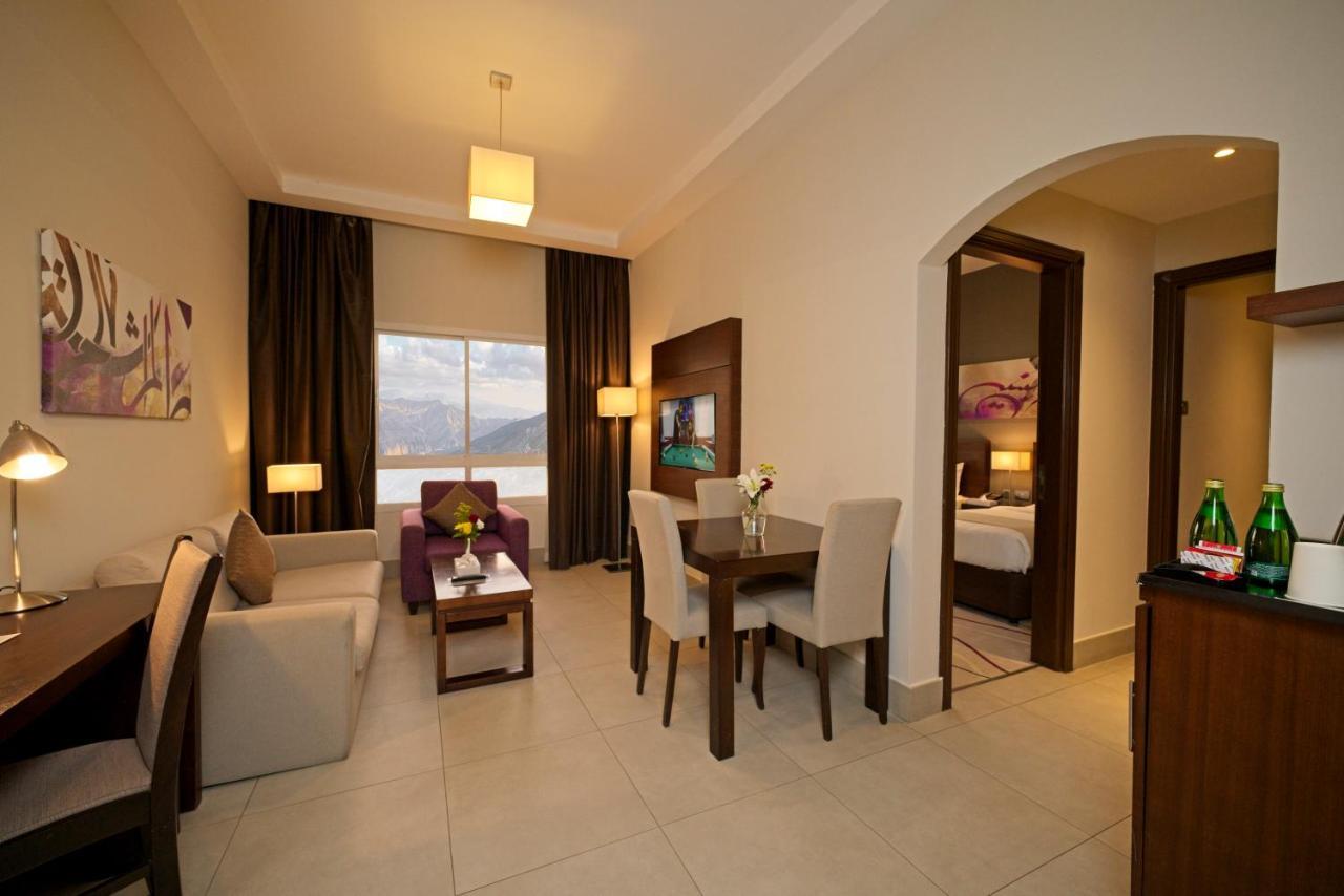 Action Hotel Ras Al Khaimah Ngoại thất bức ảnh